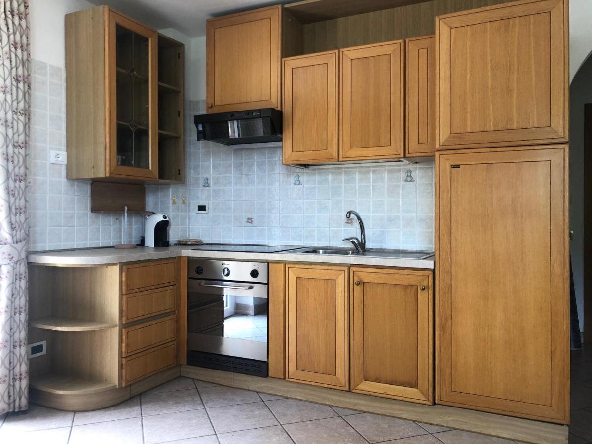 Appartamenti Penasa Renato Commezzadura Exterior foto
